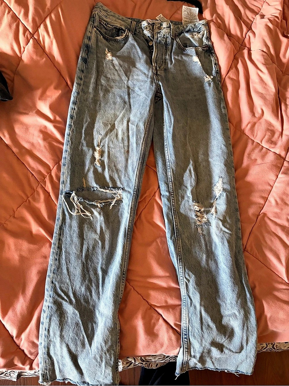 ZARA Size 2 Light Wash Distressed Straight Leg Jeans – Ripped Denim
